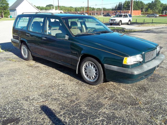 1994 Volvo 850 Series LS Special Value