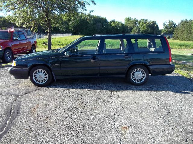 1994 Volvo 850 Series LS Special Value