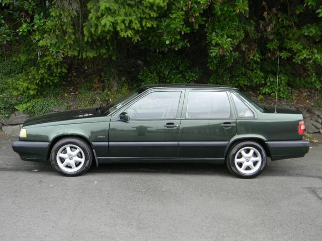 1995 Volvo 850 Series LS Special Value