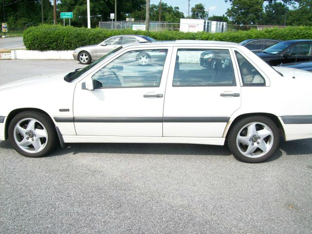 1995 Volvo 850 Series Lariat CREW SRW