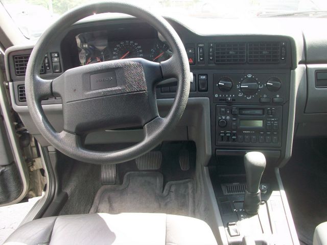 1997 Volvo 850 Series Base