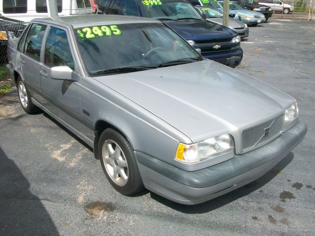 1997 Volvo 850 Series Base