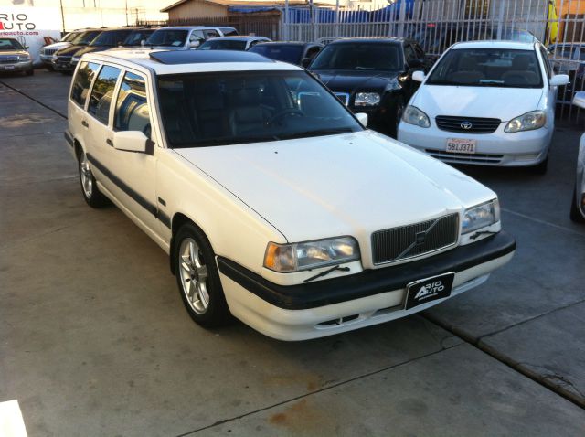 1997 Volvo 850 Series LS Special Value