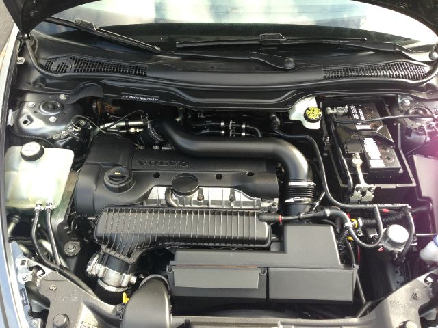 2008 Volvo C30 5.5L V12