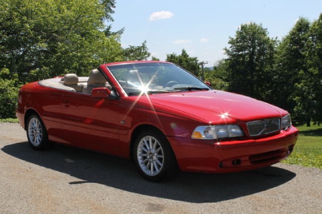 1999 Volvo C70 1.8T Quattro