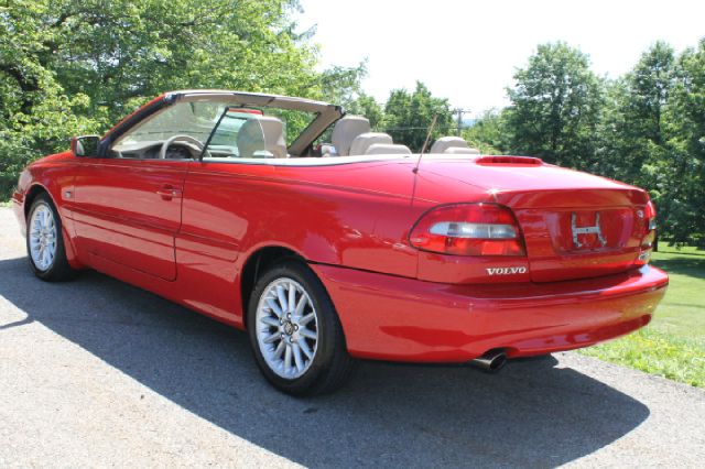 1999 Volvo C70 1.8T Quattro