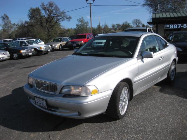 1999 Volvo C70 SLT 3RD ROW 4X4