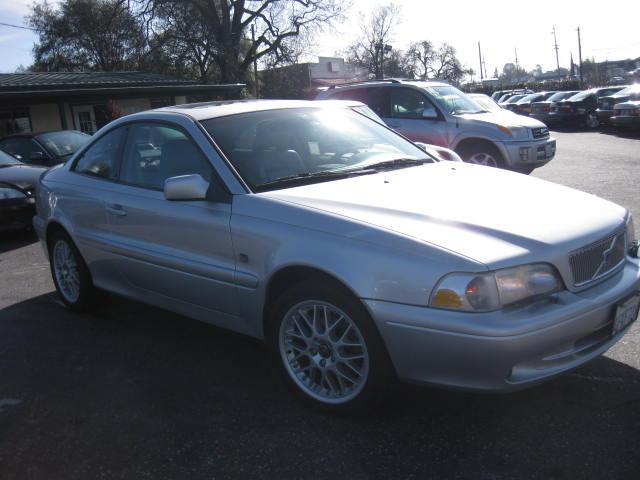 1999 Volvo C70 SLT 3RD ROW 4X4