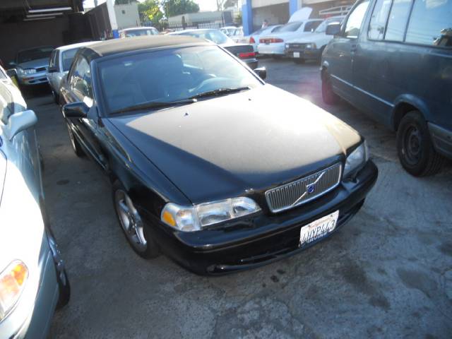 2000 Volvo C70 SLT 3RD ROW 4X4