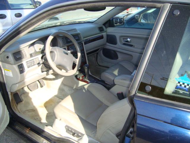 2000 Volvo C70 SLT 3RD ROW 4X4