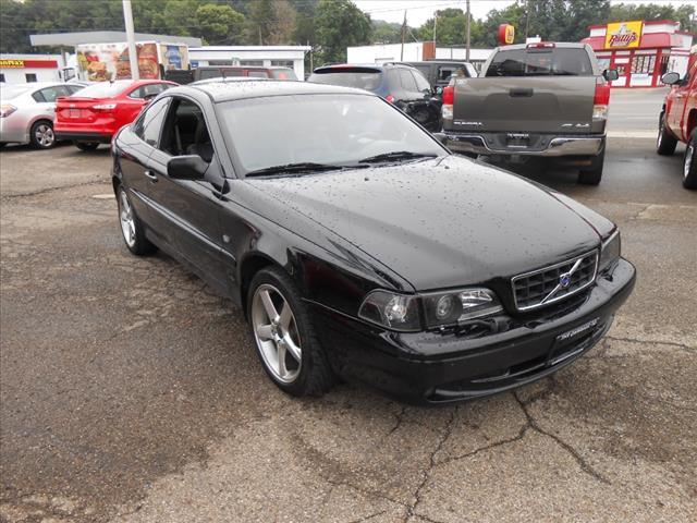 2001 Volvo C70 SLT 3RD ROW 4X4