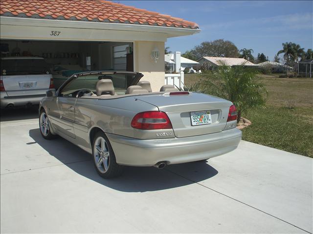 2001 Volvo C70 Sport 4x4