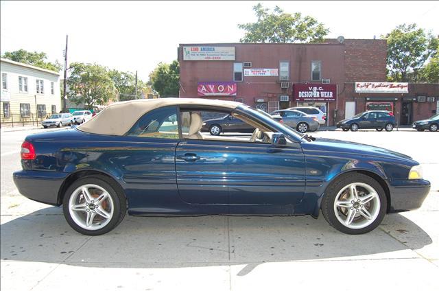 2002 Volvo C70 SLT 3RD ROW 4X4