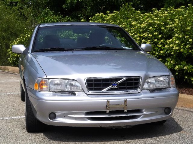 2002 Volvo C70 V6 4WD Limited