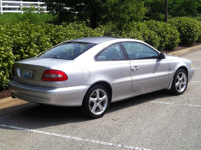 2002 Volvo C70 V6 4WD Limited