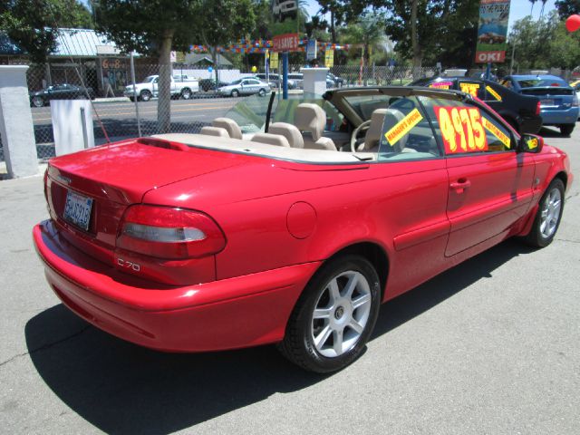 2002 Volvo C70 4dr 114 WB XLT 4WD