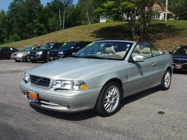 2003 Volvo C70 SLT 3RD ROW 4X4