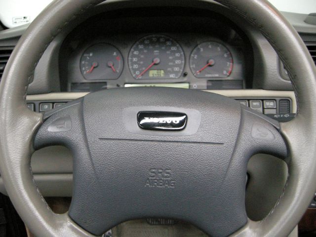 2004 Volvo C70 4dr Overland 4WD 4x4 SUV