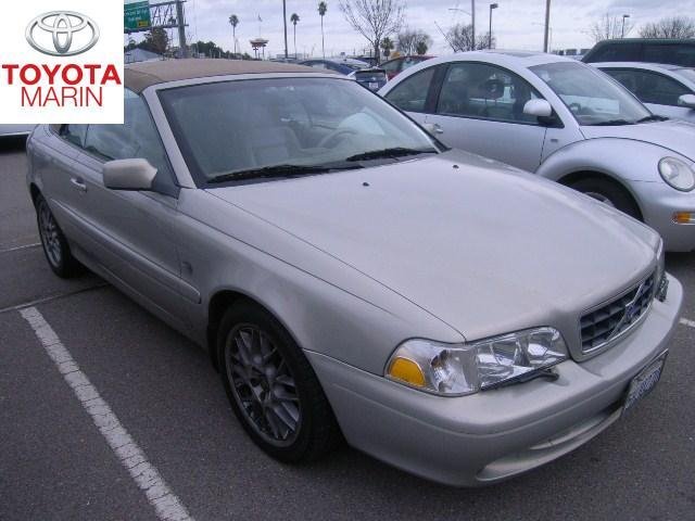 2004 Volvo C70 Limited Pickup 4D 6 1/2 Ft