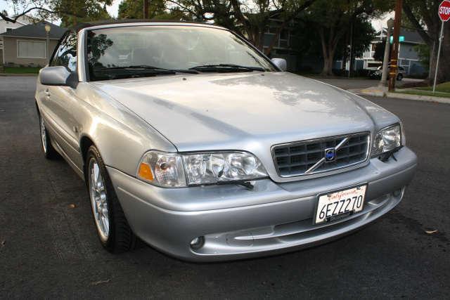 2004 Volvo C70 Unknown