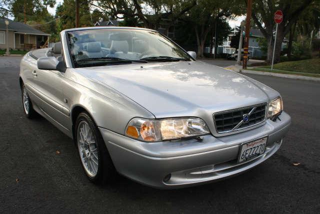 2004 Volvo C70 Unknown