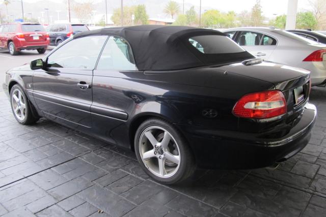 2004 Volvo C70 Limited Pickup 4D 6 1/2 Ft