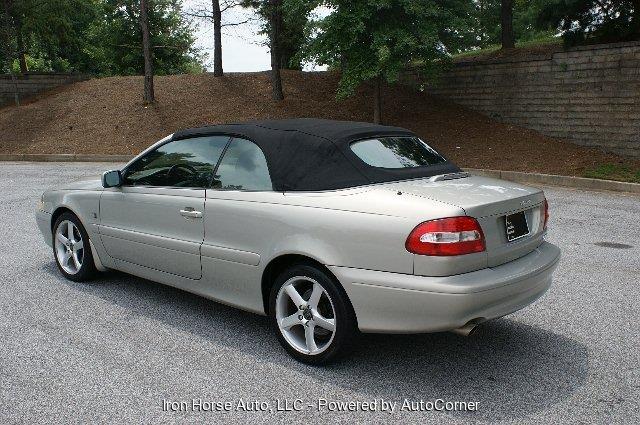 2004 Volvo C70 Unknown