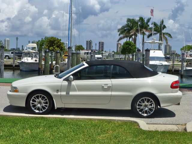 2004 Volvo C70 4dr Overland 4WD 4x4 SUV