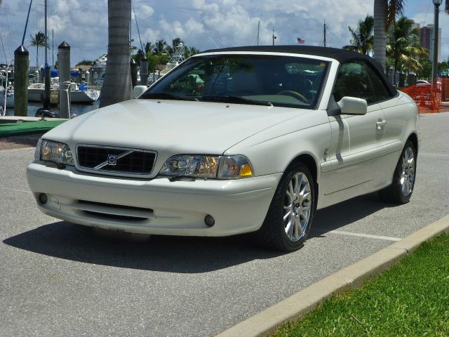 2004 Volvo C70 4dr Overland 4WD 4x4 SUV