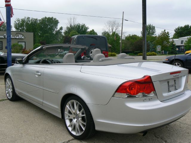 2006 Volvo C70 4X4 ED. Bauer EL