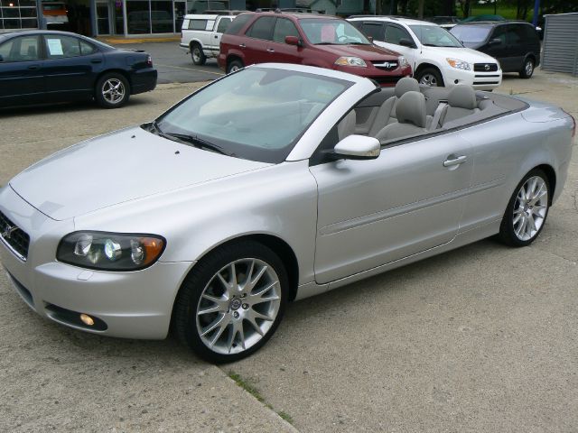 2006 Volvo C70 4X4 ED. Bauer EL