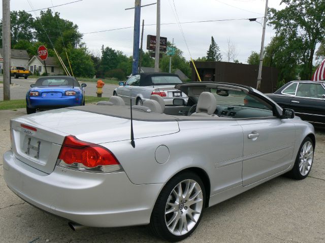 2006 Volvo C70 4X4 ED. Bauer EL