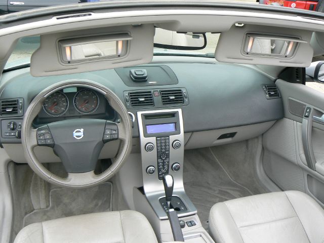 2006 Volvo C70 4X4 ED. Bauer EL