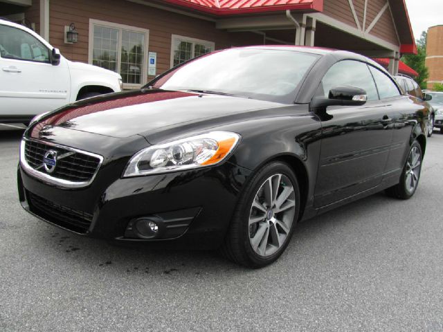 2012 Volvo C70 4X4 ED. Bauer EL