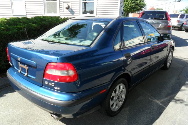 2000 Volvo S40 Base