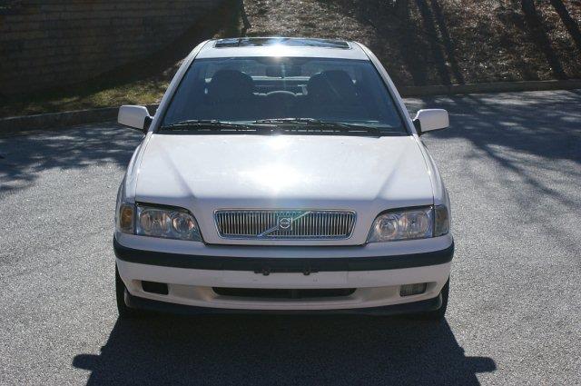 2000 Volvo S40 Unknown