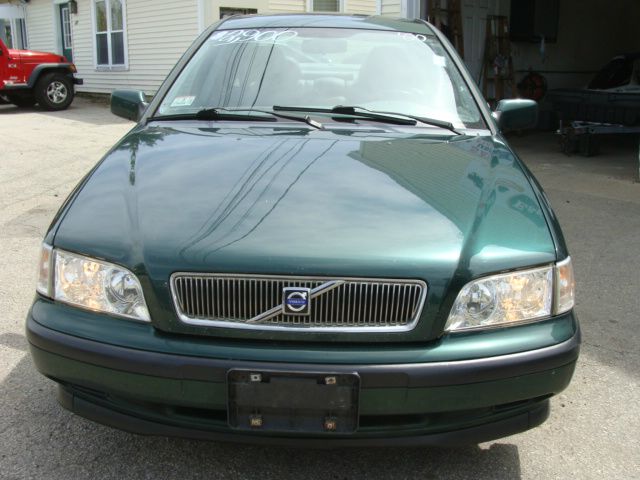 2000 Volvo S40 Series 4