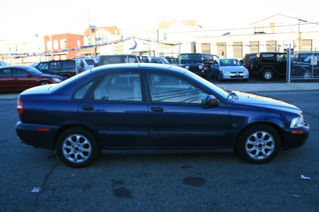 2002 Volvo S40 8