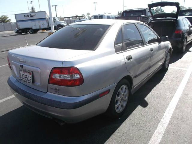 2002 Volvo S40 8