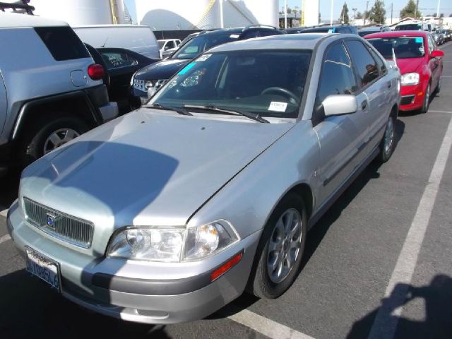 2002 Volvo S40 8