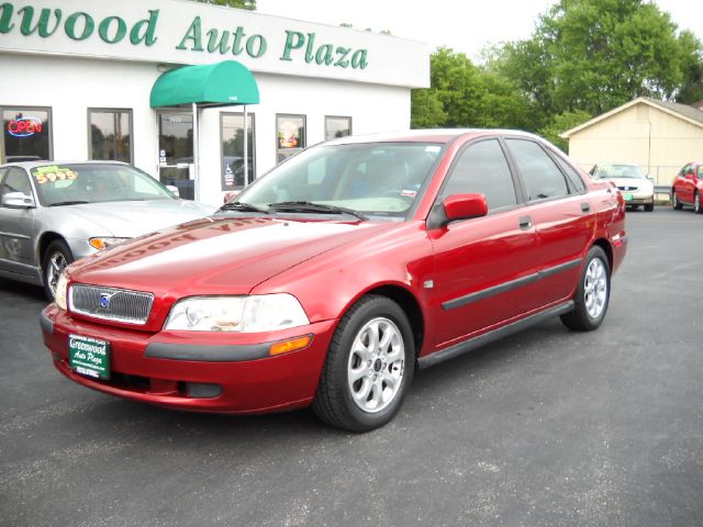 2002 Volvo S40 8