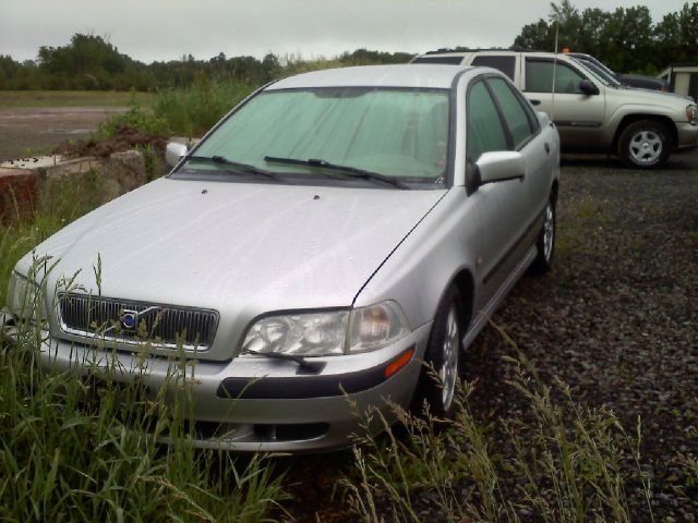 2002 Volvo S40 8