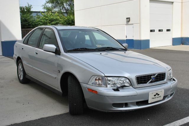 2003 Volvo S40 8