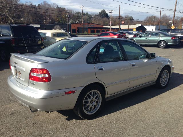 2004 Volvo S40 8