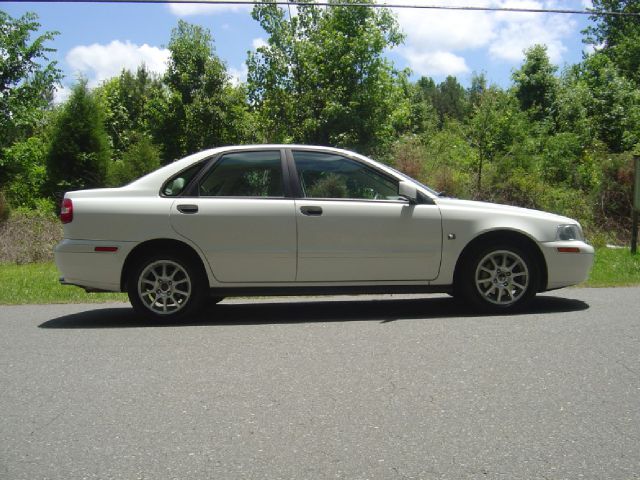 2004 Volvo S40 8