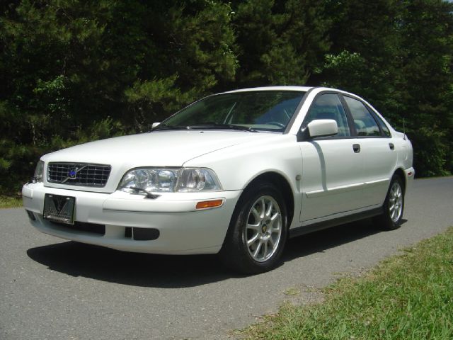 2004 Volvo S40 8