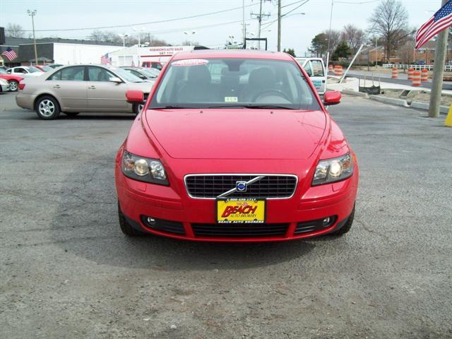 2004 Volvo S40 Reg Cab 145 XL