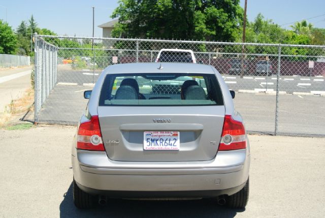 2004 Volvo S40 4X4 ED. Bauer EL