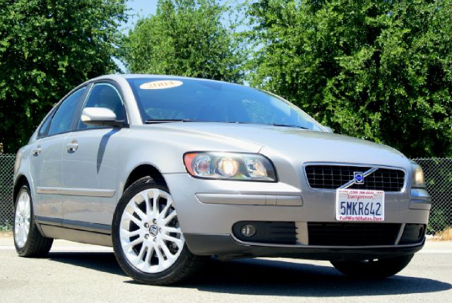 2004 Volvo S40 4X4 ED. Bauer EL