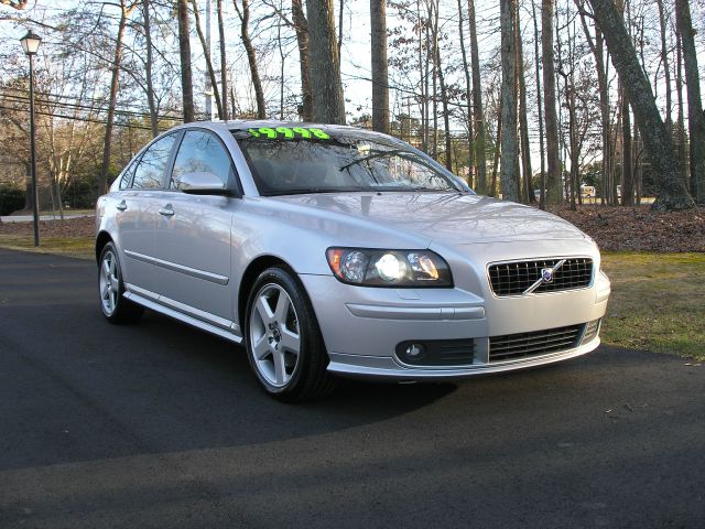 2005 Volvo S40 4X4 ED. Bauer EL